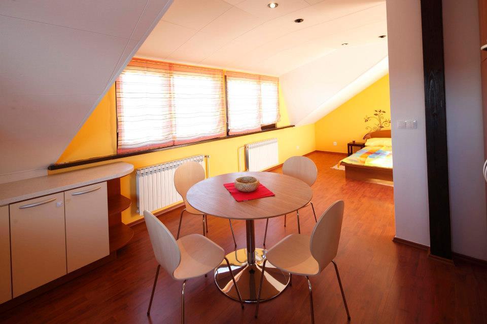 Pozitiv Hostel Zagreb Exteriör bild