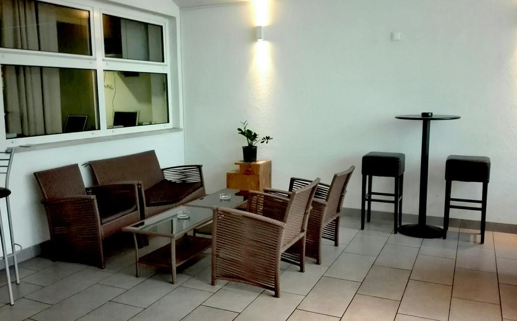 Pozitiv Hostel Zagreb Exteriör bild