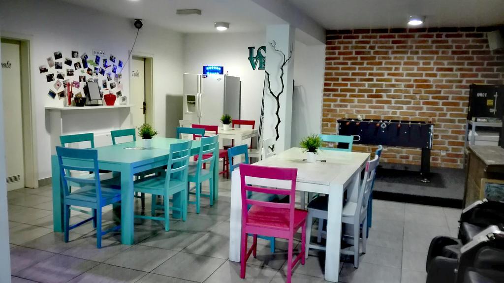Pozitiv Hostel Zagreb Exteriör bild